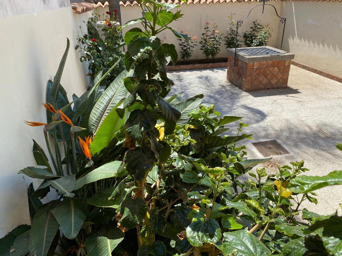 Torre Archirafi Vacanze * Riposto